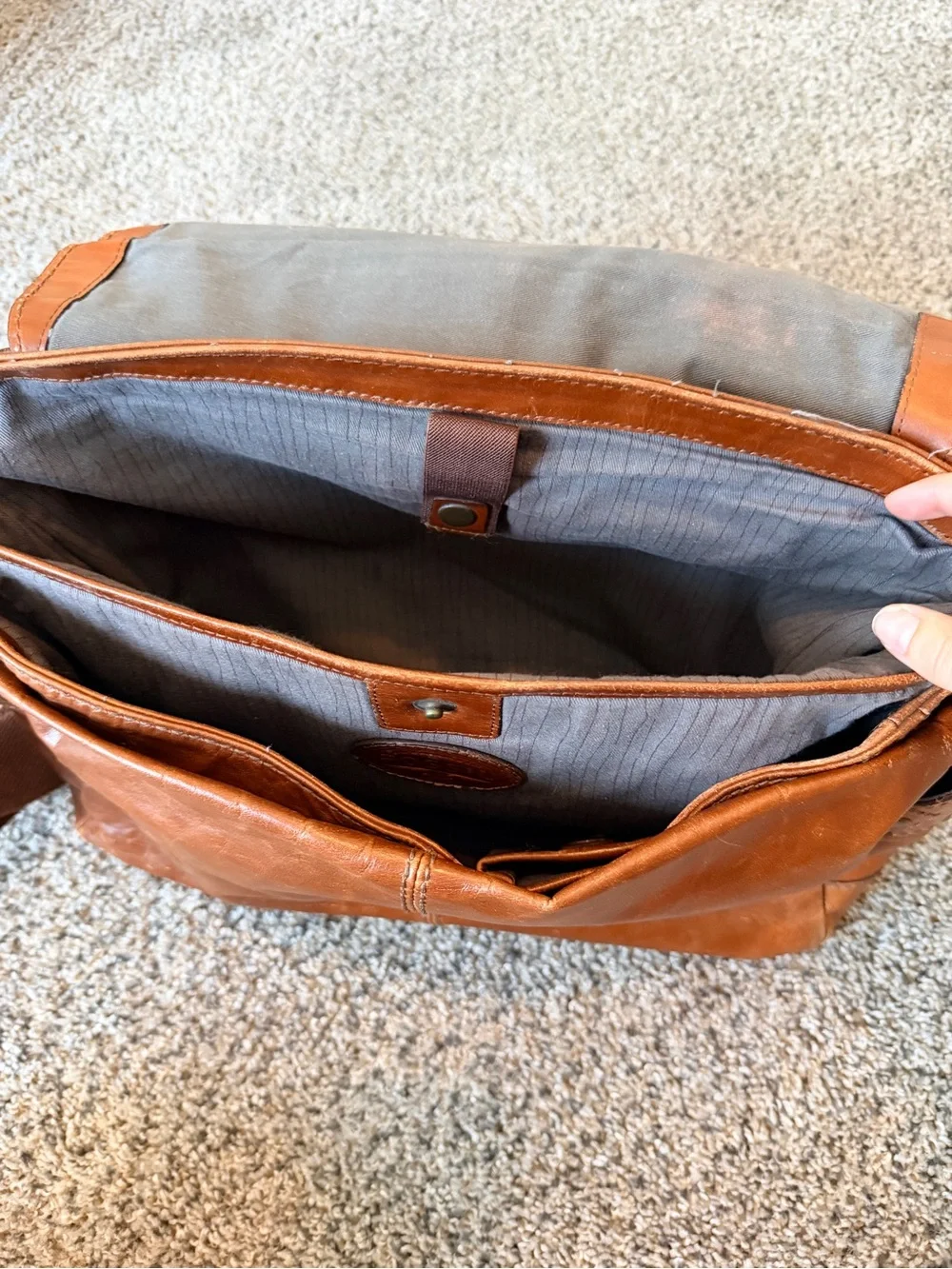 Fossil Cognac Brown Leather Messenger Bag with Adjustable Strap